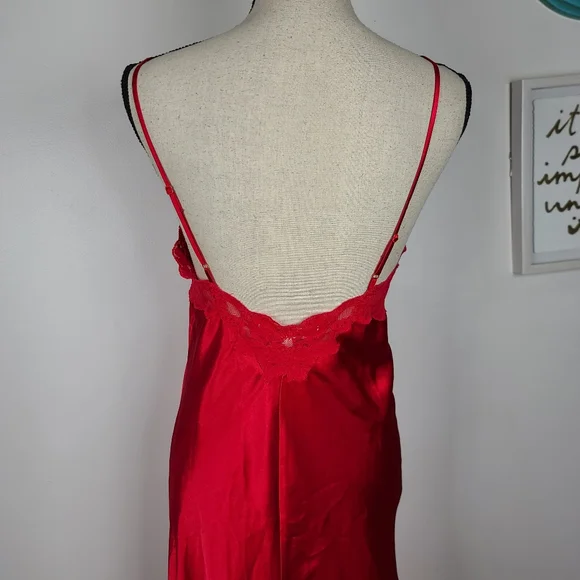 Vintage Victoria’s Secret Y2k Silky Bias CutRed Maxi Slip Dress Rosette Lace M